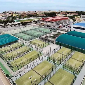 https://apartamentos-velasco.hotelsinnerja.org